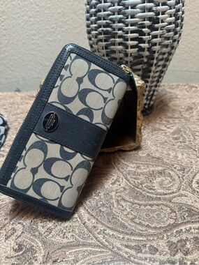 Coach Signature Canvas Zip Phone Wallet in Khaki and Black